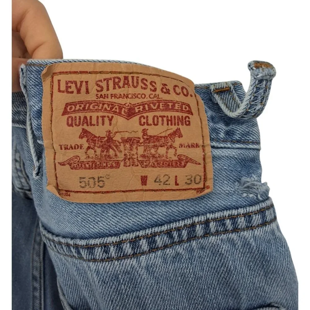 Levis 505 Regular Fit Jeans Mens Size 42x30 Light Blue Denim Classic Straight Le